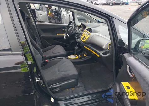 2010 Honda Fit Sport из США, поврежденный, VIN JHMGE8H42AC007729